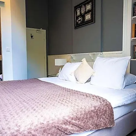 Otel La Tonnellerie 3*